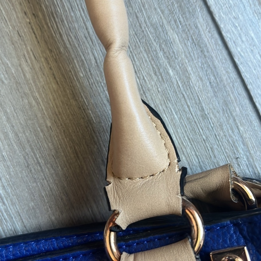 Joanel bucket bag - Picture 6 of 9